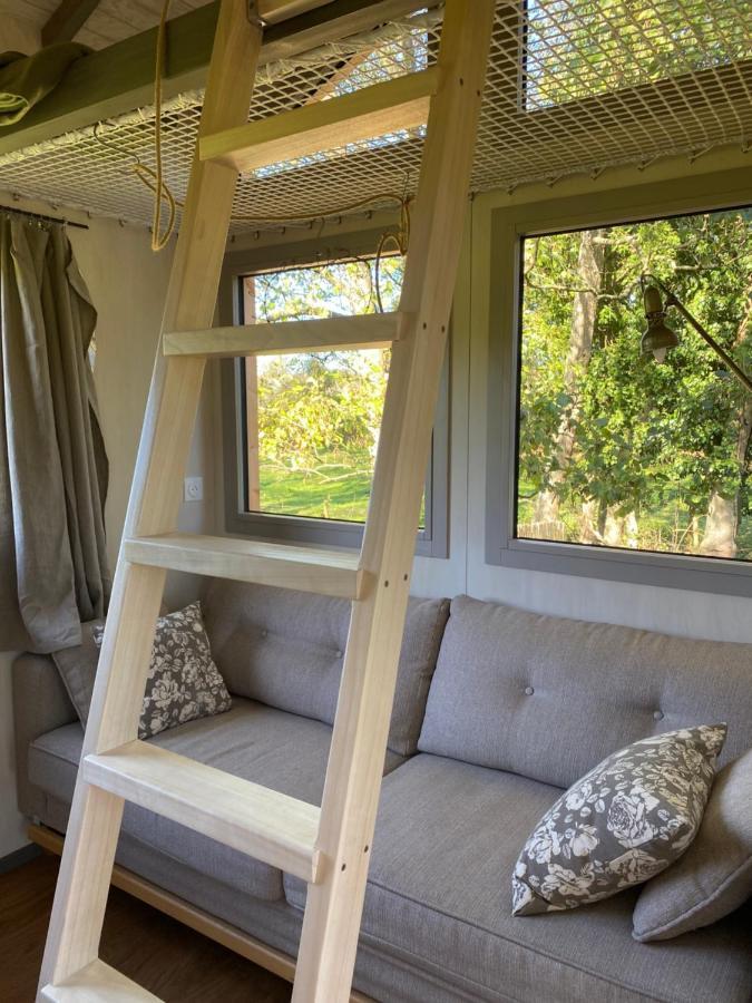 Jolie Tiny House Sous Les Grands Arbres *